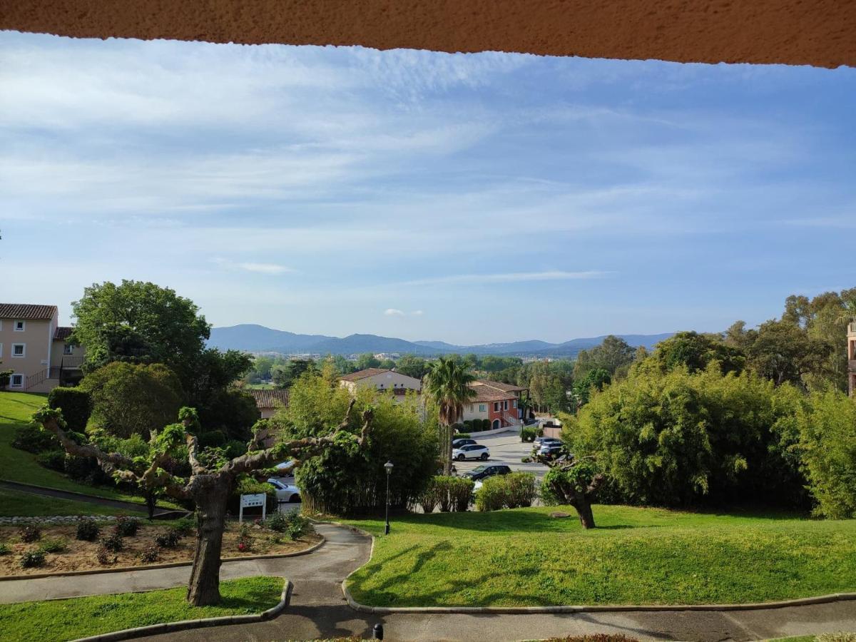 Chez Adriana Studio Proche Mer Avec Piscine 格里莫 外观 照片